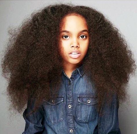 Make No More Mistakes Choosing Afro Hairstyles - Curly Craze Girl Hairstyles, Girls Natural Hairstyles, Teenage Hairstyles, Cute Hairstyles, Kids Hairstyles, Afro Hairstyles, Afro, Teen Hairstyles, Black Girls Hairstyles