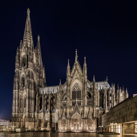 Learn about Gothic architecture, including its history, must-have elements, where to find Gothic structures, and more. Architecture, Cathedral Architecture, Exterior, Romanesque, Interior, Gothic, Art, Gothic Revival Architecture, Gothic Architecture