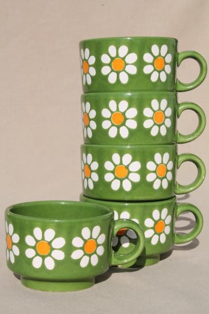 vintage Waechtersbach pottery stackable cups, daisies on green flower power retro daisy pattern Retro, Design, Vintage, Kunst, Pattern, Bunga, Creative, Mood Board, Deko