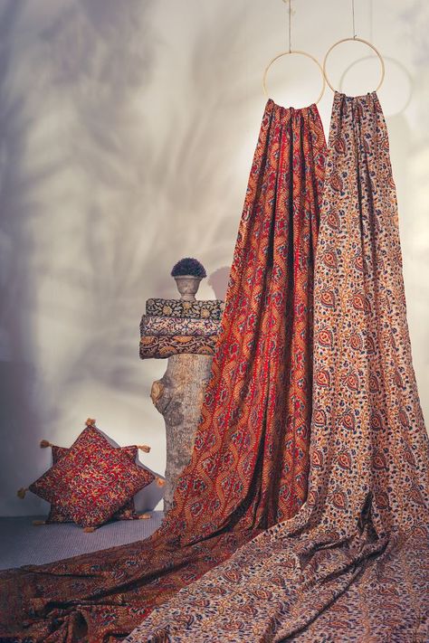 Kalamkari Collection by Fabriclore Vintage, Instagram, Maya, Photography, Outfits, Ideas, Saree Photoshoot, Zouk, Photoshoot