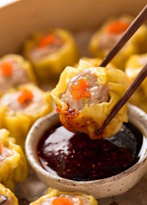 SIU MAI (Shumai - Chinese steamed dumplings) | RecipeTin Eats Chinese Steamed Dumplings, Dim Sum Recipes, Kue Lapis, Steamed Dumplings, Chinese Cooking Wine, Chinese Dumplings, Recipetin Eats, Recipe Tin, Asian Cooking