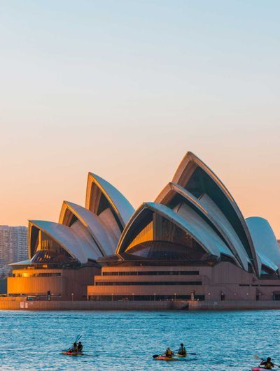 Sydney Opera House Urban, Monuments, Trips, Famous Places, Places To Travel, Places To Visit, Famous Buildings, Sydney City, Opera House