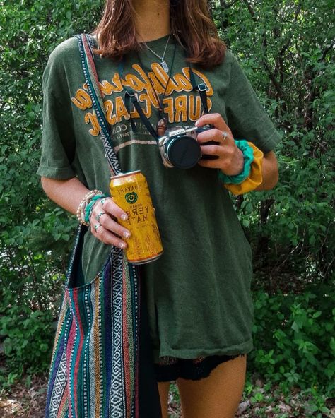 Hippies, Outfits, Indie Aesthetic Outfits, Indie Hippie Outfits, Soft Hippie Aesthetic, Indie Aesthetic Outfit, Indie Hippie Aesthetic, Vsco Aesthetic Outfits, Hippie Girl Aesthetic