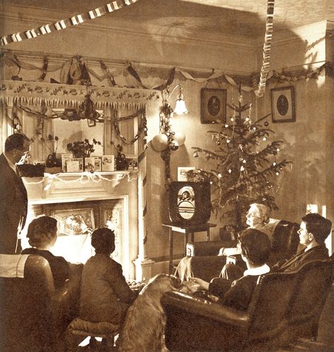 Decoration, Vintage Christmas, Vintage, Films, Vintage Photos, Vintage Christmas Photos, Vintage Christmas Images, Christmas Pictures, Christmas Dance