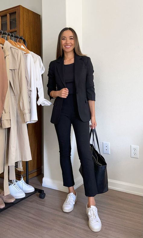 Business Casual Outfits, Outfits, Business Fashion, Work Travel Outfit, Work Travel Packing, Smart Business Casual Women, Business Casual Outfits For Work, Business Casual Outfits For Women, Business Travel Outfits