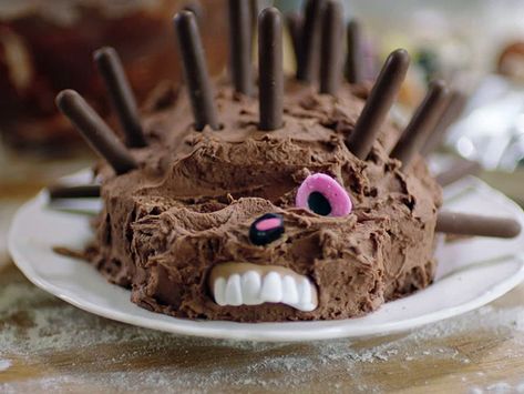 Expectations Vs. Reality: Horrible Hedgehog Cake Fails Dessert, Desserts, Cake, Pudding, Hedgehog Cake, Hedgehog Cupcake, Porcupine Cake, Funny Cake, Gross Cakes