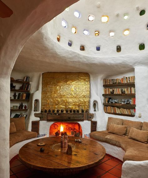 Architecture, Dome House, World Of Interiors, Arquitetura, Cob House, Mud House, Interieur, Interior Architecture, House