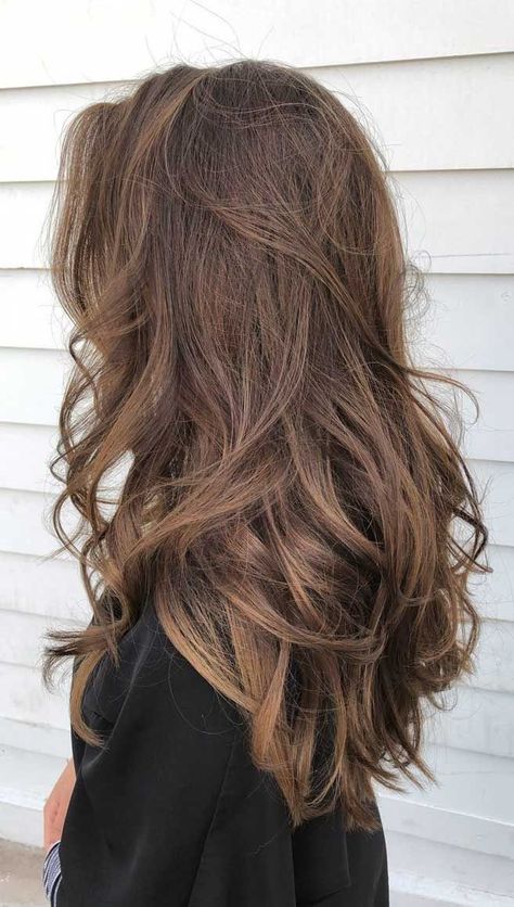 49 Beautiful Light Brown Hair Color To Try For A New Look Gorgeous Balayage Hair Color Ideas - brown Balayage Highlights,Beachy balayage hair color #balayage #blondebalayage #hairpainting #hairpainters #bronde #brondebalayage #highlights #ombrehair Brunette Hair, Balayage, Cortes De Cabello Corto, Balayage Hair, Brunette, Brunette Low Lights, Brown Hair Balayage, Capelli, Brown Blonde Hair