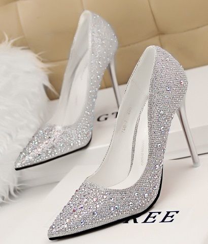 15 Trendy and Perfect Wedding Shoes for Brides 2018 Pumps, High Heels, Womens High Heels, High Heel Pumps, Womens Wedding Shoes, High Heels Stilettos, Women's Pumps, Pumps Heels, High Heel