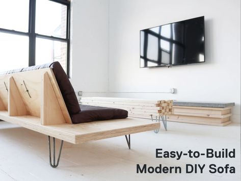 Diy Furniture, Built In Couch, Built In Sofa, Diy Furniture Projects, Diy Outdoor Furniture, Furniture Projects, Diy Furniture Easy, Sofa Selber Bauen, Tv Stand