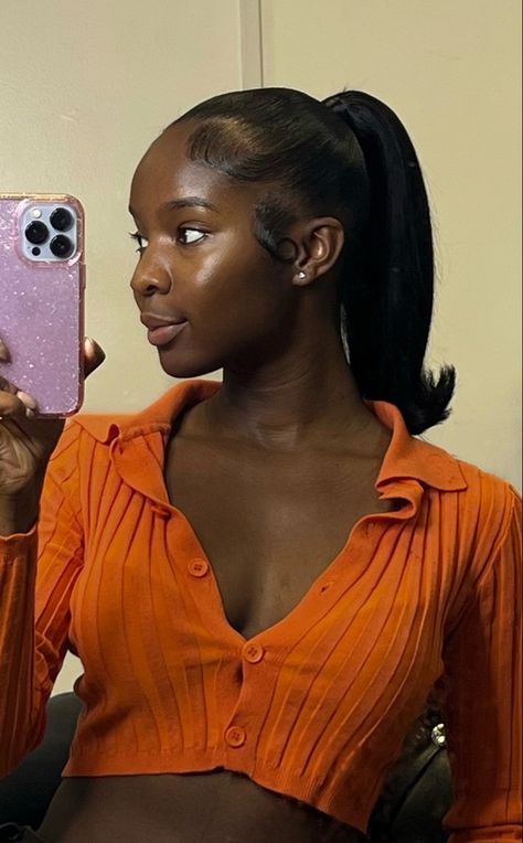 Black Woman With Ponytail, Slick Back Pointy Tail, High Ponytail Styles For Black Women, Wigs Hairstyles Black Women, Short Blow Dried Hairstyles Black Women, Black Slick Hairstyles, Hair Ponytail Styles Black Women, Hairstyles Ponytail Black Women, Barbie Ponytail No Swoop