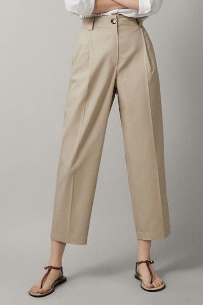 Casual Outfits, Shorts, Outfits, Casual, Chino Trousers, Chinos Women, Trousers Women, Trousers Women Outfit, Pants For Women