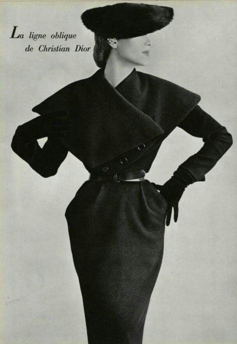 Christian Dior Oblique Line 1950s Fashion, Couture, Vintage Fashion, Fashion Weeks, Vintage Dresses, Vintage Fashion 1950s, Vintage Couture, 1950s Style, Vintage Outfits