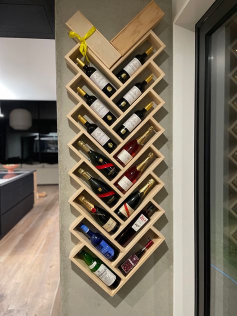 Simple Wine Rack, Wine Storage Wall, Modern Wine Rack, Kitchen Wine Rack, Wine Rack Plans, Wine Rack Design, Wine Bottle Display, Wine Kitchen, Wine Rack Storage