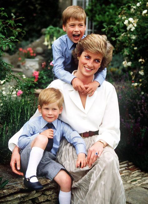 Prince Harry Shares His Regret Over Last Phone Call with Mom Princess Diana Lady, Duchess Of Cambridge, Audrey Hepburn, Queen, Kate Middleton, Duke And Duchess, Diana Williams, Royal Family News, Royal Family