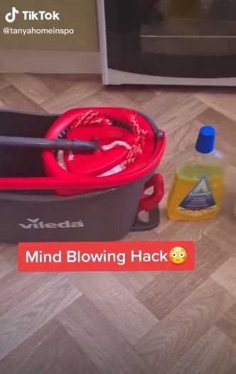 CLEANING our floors is something we all know how to do, right?! It’s as simple as getting a bucket of water and a mop and your floors will shine in minutes. But one woman has shared her simple floor cleaning hack and we’ve realised we’ve been cleaning our floors wrong for years… Tanya uploaded the […] Life Hacks, Ideas, Cleaning Tips, Clean Your Washing Machine, Cleaning Your Dishwasher, Cleaning Floors With Vinegar, Cleaning Hacks, Cleaning Solutions, Floor Cleaning Hacks