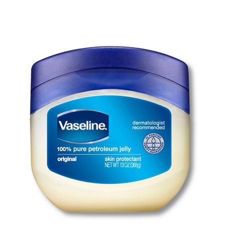 Beauty Secrets, Vaseline Beauty Tips, Vaseline Original, Moisturizing Body Wash, Vaseline Petroleum Jelly, Vaseline Jelly, Vaseline Uses, Vaseline, Skin Care Regimen