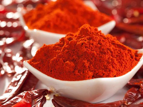 Why you need to add salt-Tips to make authentic red chili powder at home! Chilli Powder, Chili Powder, Red Chili Powder, Chilli Pepper, Red Chilli, Spices, Red Chili, Spices Photography, Chili
