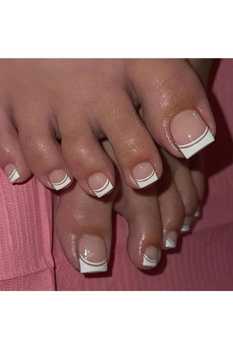 24 Pcs French Tip Press on Toes Nails Glue on Nails Short Nude Fake Toenails with French Tips Design White French Tips Toe Nails Square Nail Tips Stick on Nails for Women and Girls Toe Nail Art, Toe Nail Designs, Manicures, Toe Nail Set, Simple Toe Nails, Acrylic Toe Nails, Toe Nails, Stick On Nails, Acrylic Toes