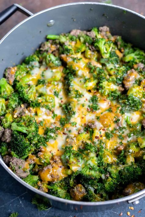 CHEESY GROUND BEEF and BROCCOLI (low carb!) + WonkyWonderful Ground Beef, Ground Beef Recipes, Ground Beef And Broccoli, Ground Beef Recipes Healthy, Healthy Ground Beef, Ground Beef Recipes For Dinner, Healthy Beef Recipes, Healthy Beef, Low Carb Chicken