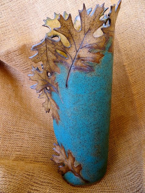 Matte Turquoise Leaf Vase (side) Created by Linda Leonforte Ceramic Art, Ceramics Projects, Ceramics Ideas Pottery, Pottery Sculpture, Pottery Art, Pottery Handbuilding, Pottery Pieces, Ceramic Design, Ceramic Clay