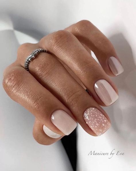 15 Cute and Simple Spring Nail Art Ideas - Wonder Forest Elegant Nails, Classy Nails, Neutral Nails, Simple Elegant Nails, Square Nails, Chic Nails, Nails Inspiration, Classy Gel Nails, Cute Gel Nails