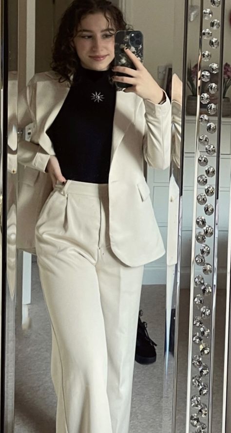 Business Casual Outfits, Outfits, Business Outfits Women, Business Casual Outfits For Work, Business Formal Outfit, Casual Style Outfits, Work Suits For Women, Classy Work Outfits, Stylish Work Outfits