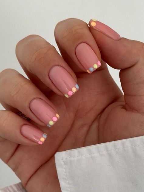 simple pastel dot French tip nails Nail Ideas, Cute Nails, Ongles, Trendy Nails, Chic Nails, Nailart, Nail Inspo, Cute Acrylic Nails, Subtle Nail Art