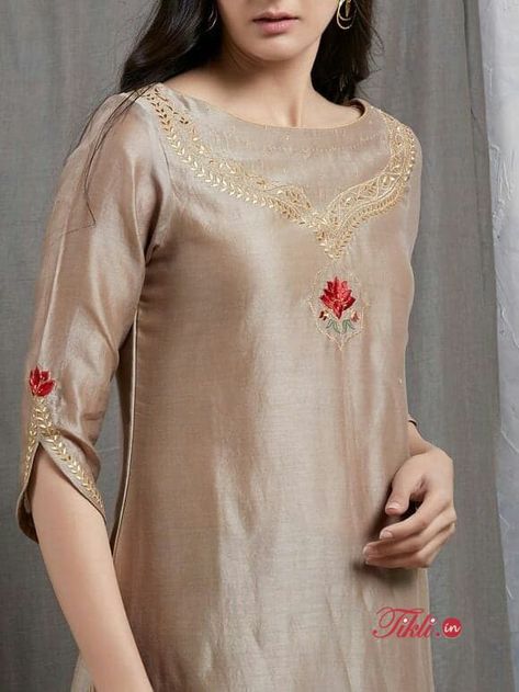 20 Creative and Latest Sleeve Designs For Kurtis Suits, Cotton Kurti Designs, Silk Kurti Designs, Kurti Designs Latest, Kurti Sleeves Design, Sleeves Design For Kurtis, Kurti Neck Designs, Simple Kurti Designs, Kurta Neck Design