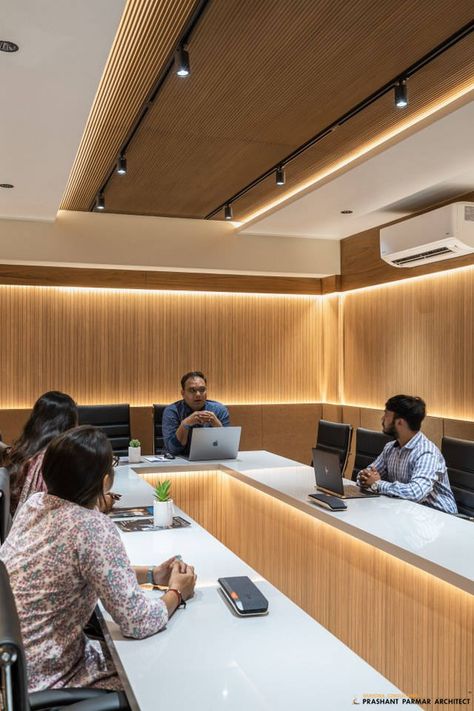 Contemporary Office Space Designed For The IT Professionals | Prashant Parmar Architect | Shayona Consultant - The Architects Diary Design, Interior, Office Interior Design, Home Décor, Dekorasyon, Kamar Tidur, Office Design, Arquitetura, Modern Office Design