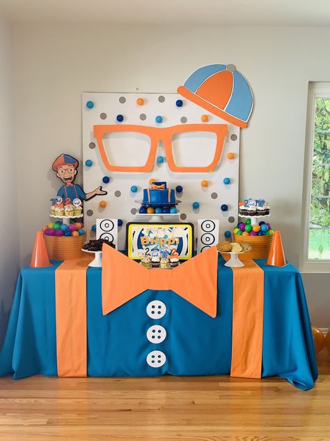 🎶 So much to learn about, It will make you want to shout, BLIPPI!! 🎶 If you are the parent of a toddler, Blippi probably needs no introduction. A child entertainer and educator on YouTube, Blippi i… Boy Birthday Party Themes, 2nd Birthday Party Themes, Kids Birthday Party, 3rd Birthday Parties, 4th Birthday Parties, 2nd Birthday Parties, Party Theme, Boy Birthday Parties, Third Birthday Party