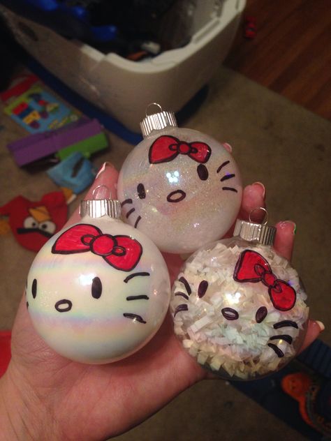 Hello kitty diy ornaments- contact me to order supply kit or completed product! LexiJosh at gmail Crafts, Diy, Hello Kitty Christmas Tree, Hello Kitty Christmas, Diy Hello Kitty, Hello Kitty Crafts, Hello Kitty Items, Xmas Crafts, Xmas Ornaments