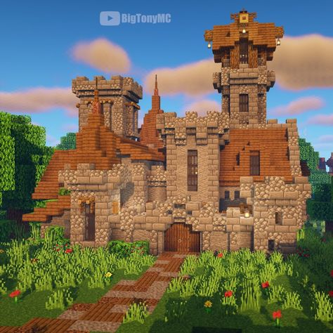 A tiny but super-detailed castle! Hit the link for part 1 of the tutorial! Minecraft Castle Blueprints, Minecraft Medieval Castle, Minecraft Mansion, Minecraft Castle Designs, Minecraft Castle, Minecraft Medieval House, Minecraft Small Castle, Minecraft Cottage, Minecraft Medieval Buildings