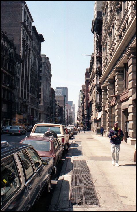 New York City in 1990 Through a French Photographer's Lens ~ vintage everyday Design, 1980s, Vintage New York, New York City, New York Street, New York Drawing, York City, New York Skyline, New York
