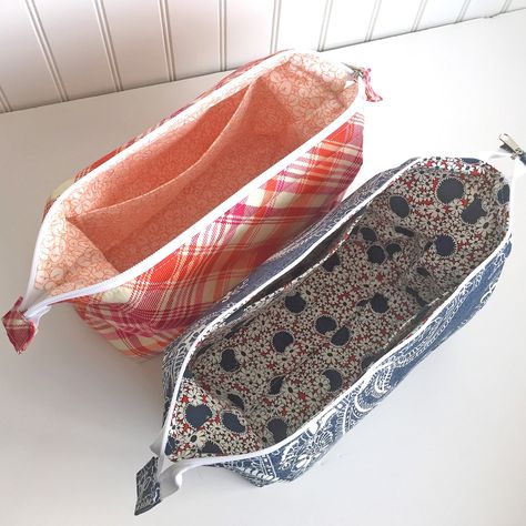 Emmaline Bags: Sewing Patterns and Purse Supplies: Free Tutorials Patchwork, Sewing Projects, Sewing Tutorials, Sewing Projects For Beginners, Sewing Bag, Sewing Crafts, Sewing Hacks, Sewing For Beginners, Sewing Gifts