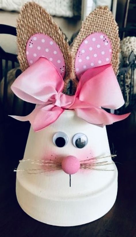 Easter Crafts, Easter Decorations, Easter Wood Crafts, Easter Decorations Diy Easy, Easter Diy, Easter Craft Decorations, Diy Easter Decorations, Easter Projects, Easter Bunny Crafts