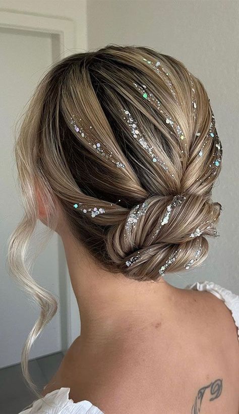 Prom Hairstyles, Long Hair Styles, Fancy Updos, Hair Updos, Prom Hairstyles Updos, Curly Prom Hairstyles, Sleek Wedding Hairstyles, Prom Updos, Bride Hairstyles