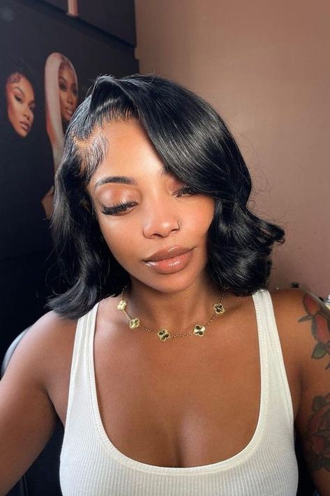 The maxi bob is a ‘more is more’ version of your standard bob that plays with layers and lengths with a more structure, allowing the hair to frame the face more naturally. 📷 hairspells_love Ombre, Short Hair Styles, Hair Styles, Baddie Hairstyles, Hair Inspiration, Hair Looks, Short Bob Hairstyles, Wigs, Short Wigs