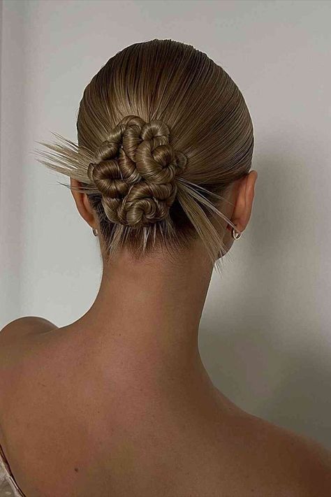 Y2K Sleek Low Updo with Swirls and Spikes for Straight Blonde Hair Hairstyle, Long Hair Styles, Capelli, Sleek Hairstyles, Hair Updos, Hair Up Styles, Cute Hairstyles, Chignon, Coiffure Chignon