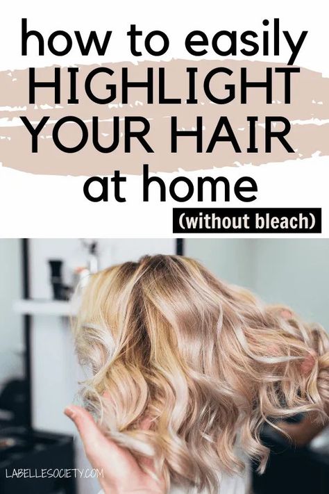 Want to know different ways to lighten your hair naturally at home for Autumn? Click to learn 11 great ways to lighten your hair at home without bleach and get natural hair highlights for the season change. #mermaidhair #diyhairhighlights #hairdiy #homehighlights #hairhighlightsdiy Blonde Hair Without Bleach, Hair Lightener Diy, How To Get Blonde Hair, Lighten Hair At Home, Natural Hair Bleaching, Hair Dye Techniques, Blonde Hair At Home, Diy Highlights Hair, Bleached Tips