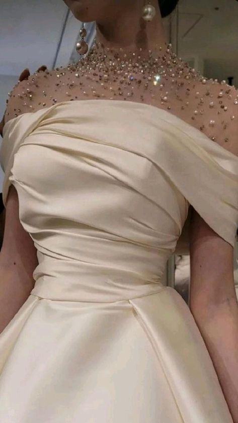 Evening Gowns Elegant, Gowns Dresses, Ball Gown Wedding Dress, Evening Dresses For Weddings, Ball Gown Dresses, Evening Dresses Elegant, Wedding Dress Sleeves, Wedding Dresses Vintage, Dresses Formal Elegant
