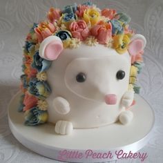 Cake Tutorial, Cake, Hedgehog Cake, Cake Cover, Octopus Cake, Cake Pop, Animal Cakes, Birthday Cake Kids, Easy Cake