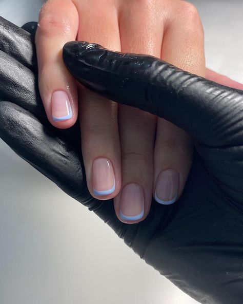 Over the last few months, a new iteration of the famed French tip trend has been making waves; one that’s a little more creative than its counterpart. Enter: the ‘micro French’ manicure. 📸 harrietwestmoreland Instagram, Spring Nail Trends, Nail Trends, Popular Nail Art, Nail Photos, Lavender Nails, White French Tip, Nail Tips, Elegant Nail Designs