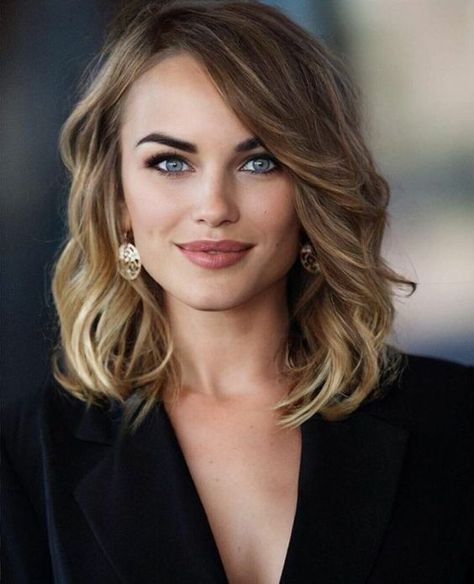 22 Bob & Lob Haircuts to Crush On - YesMissy Long Hair Styles, Short Hair Styles, Lob Hairstyles, Gaya Rambut, Blond, Blonde, Hair Inspiration, Haircut And Color, Hair Looks