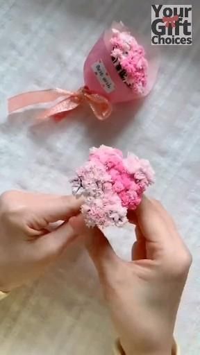 Paper Flowers, Diy, Paper Flowers Diy, Handmade Flowers Paper, Paper Flowers Craft, Handmade Paper Crafts, Flower Diy Crafts, Paper Bouquet Diy, Diy Crafts Paper Flowers