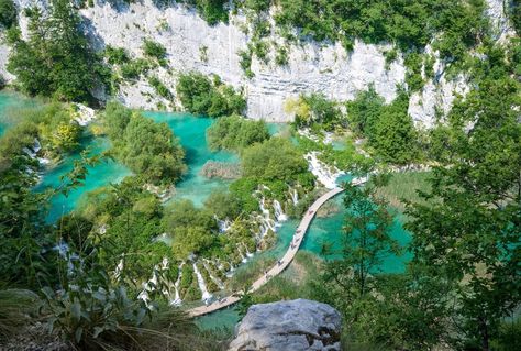 Lacs+de+Plitvice+vus+d'en+haut+,(@milesandlove) Waterfalls, Outdoor, Places, Voyage, Montenegro, Cascade, Vus, Waterfall, River