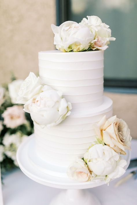 Dessert, White Wedding Cakes, Parties, Los Angeles, Modern Wedding Cake, White Wedding Cake, 2 Tier Wedding Cakes, Round Wedding Cakes, Classic Wedding Cake