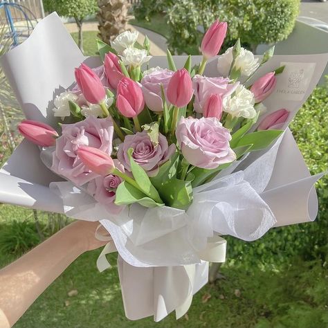 Wedding, Instagram, Gifts, Flower Gift Ideas, Flowers Bouquet Gift, Luxury Flowers, Beautiful Bouquet Of Flowers, Beautiful Bouquet, Hoa