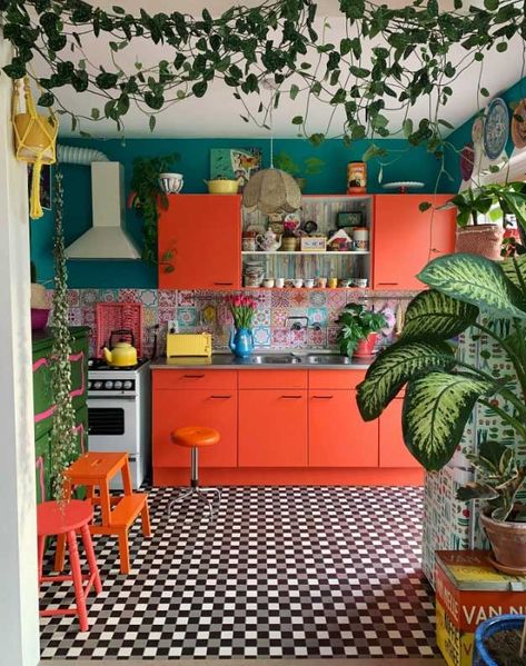 5 new interior and design Trends from Pinterest for 2024 Interior, Kitchens, Home Décor, Home, Funky Kitchen, Hippie Kitchen, Boho Kitchen, Kitchen Colors, Home Decor Kitchen