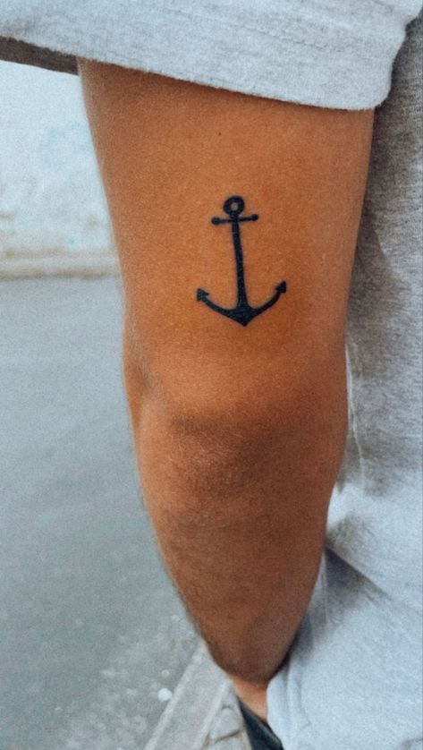 Tattoos, Hand Tattoos, Tattoo, Anchor Tattoos, Tatuajes, Small Anchor Tattoos, Anchor Tattoo, Anchor Tattoo Men, Anchor Tattoo Design